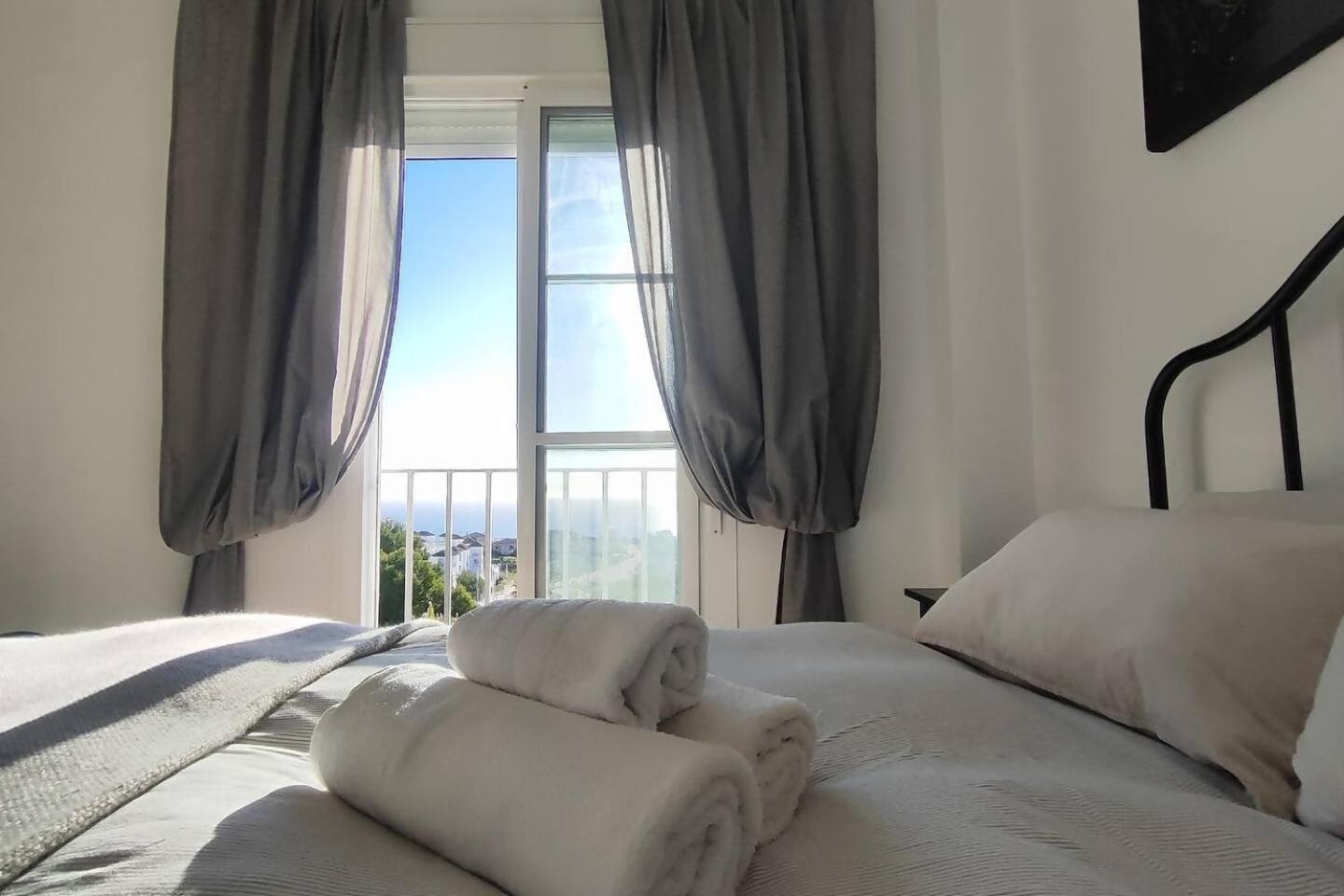 Apartament Atico Familiar Vistas Al Mar Manilva Zewnętrze zdjęcie